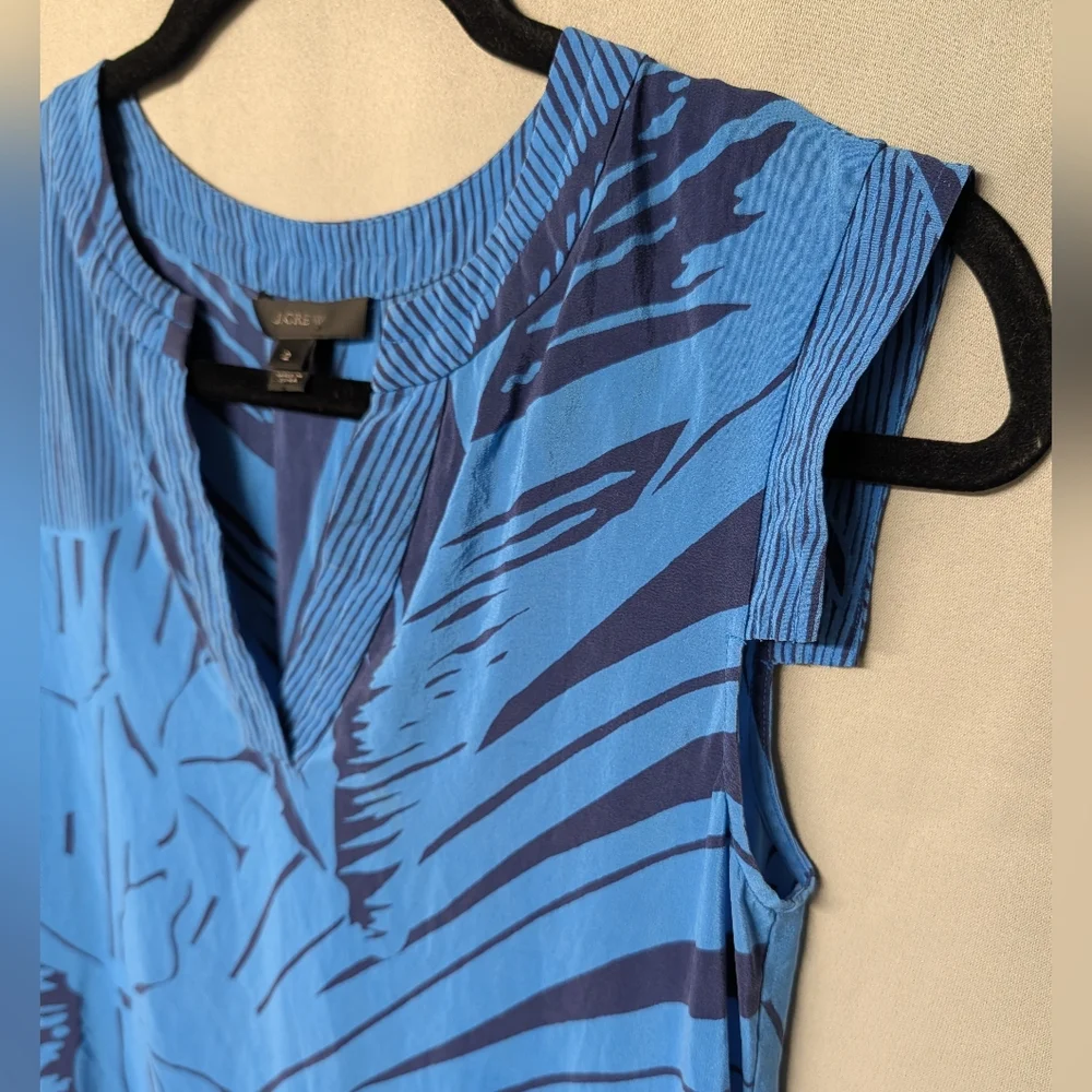100% Silk Blue Floral Blouse Size 2 By J. Crew